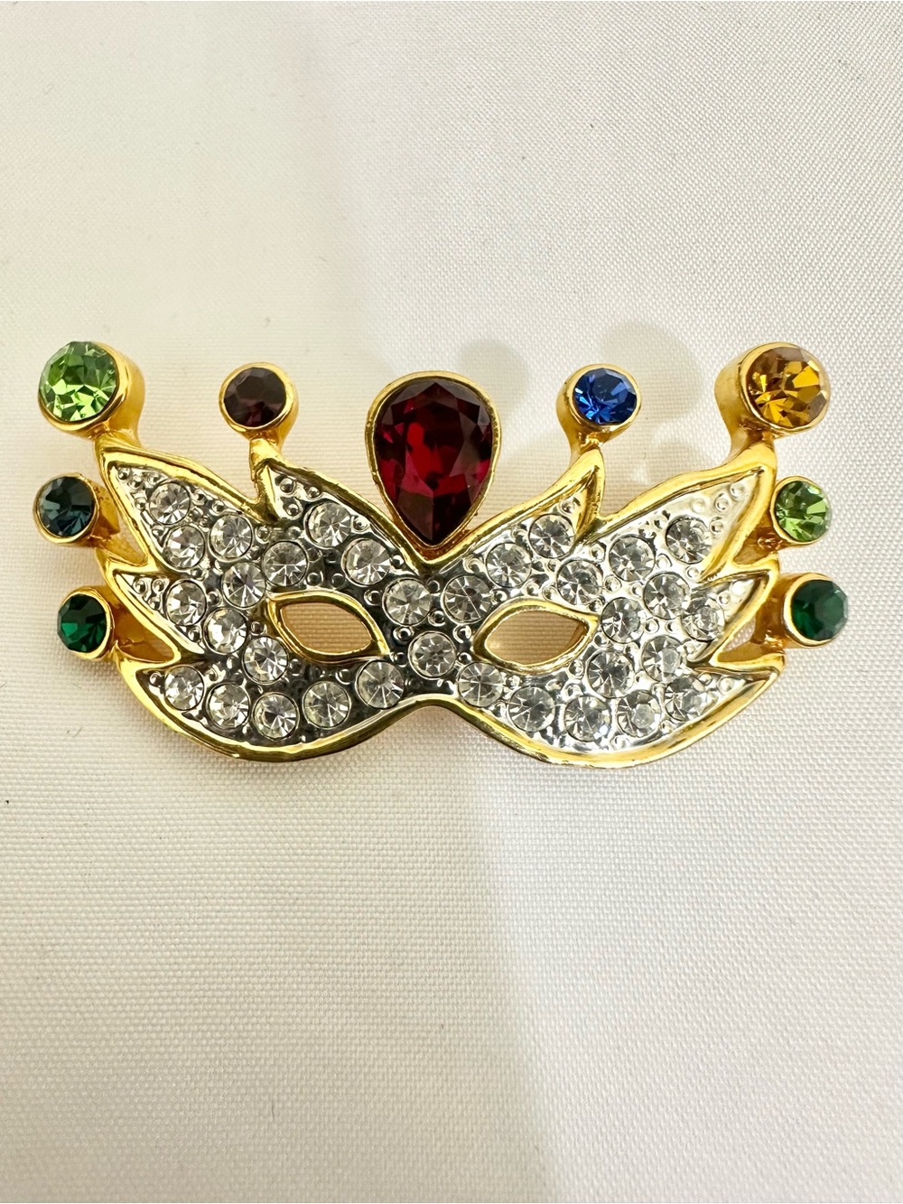 Vintage Gold Plated Masquerade Mask Brooch with Multicolor Gem Accents